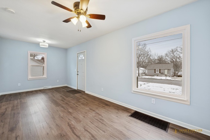 3016 7th, ROCKFORD, Illinois 61109, 3 Bedrooms Bedrooms, ,1 BathroomBathrooms,House,For Sale,7th,202600642