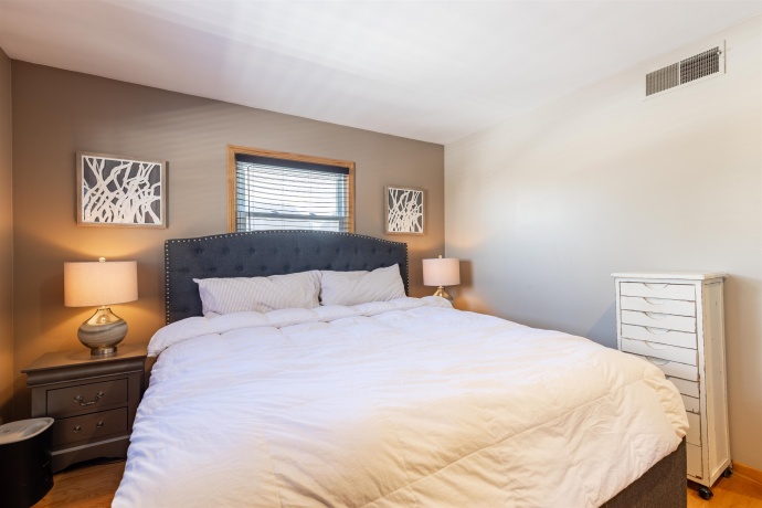 800 Monroe, HANOVER, Illinois 61041, 3 Bedrooms Bedrooms, ,2 BathroomsBathrooms,House,For Sale,Monroe,202600644