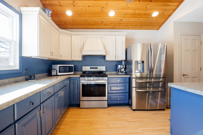 800 Monroe, HANOVER, Illinois 61041, 3 Bedrooms Bedrooms, ,2 BathroomsBathrooms,House,For Sale,Monroe,202600644