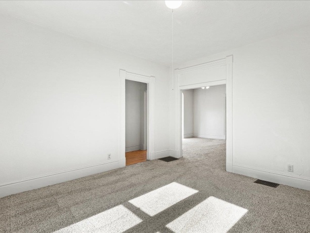 1227 Chestnut, ROCKFORD, Illinois 61102, 3 Bedrooms Bedrooms, ,1 BathroomBathrooms,House,For Sale,Chestnut,202507104