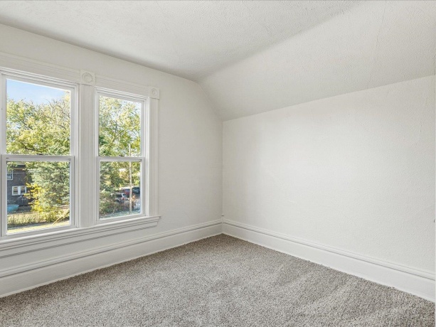 1227 Chestnut, ROCKFORD, Illinois 61102, 3 Bedrooms Bedrooms, ,1 BathroomBathrooms,House,For Sale,Chestnut,202507104