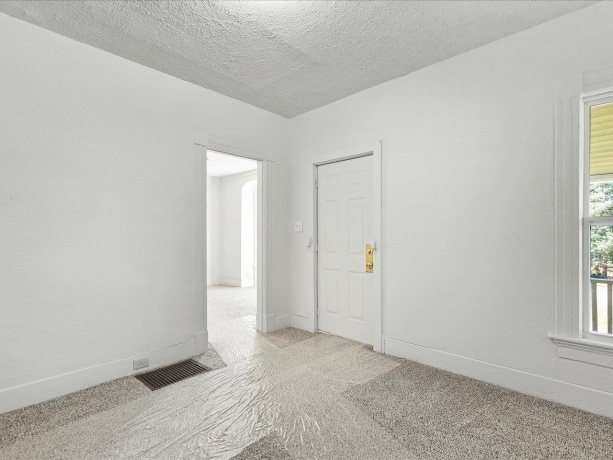 1227 Chestnut, ROCKFORD, Illinois 61102, 3 Bedrooms Bedrooms, ,1 BathroomBathrooms,House,For Sale,Chestnut,202507104