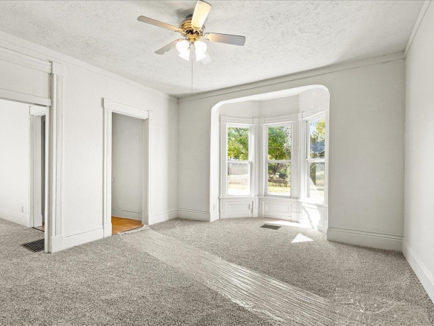 1227 Chestnut, ROCKFORD, Illinois 61102, 3 Bedrooms Bedrooms, ,1 BathroomBathrooms,House,For Sale,Chestnut,202507104