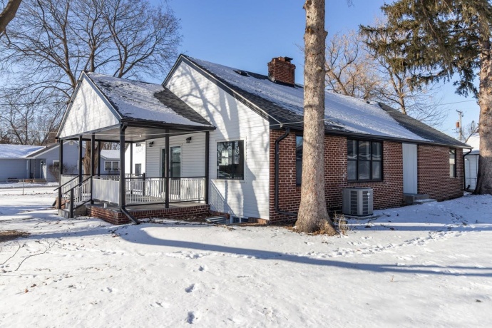 7604 2nd, MACHESNEY PARK, Illinois 61115, 4 Bedrooms Bedrooms, ,3 BathroomsBathrooms,House,For Sale,2nd,202600502