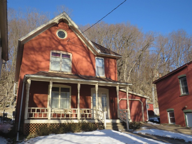 418 Broadway, GALENA, Illinois 61036, 3 Bedrooms Bedrooms, ,2 BathroomsBathrooms,House,For Sale,Broadway,202600649