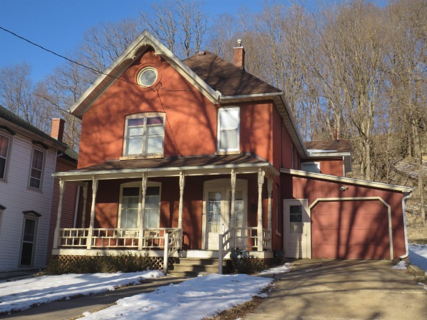 418 Broadway, GALENA, Illinois 61036, 3 Bedrooms Bedrooms, ,2 BathroomsBathrooms,House,For Sale,Broadway,202600649