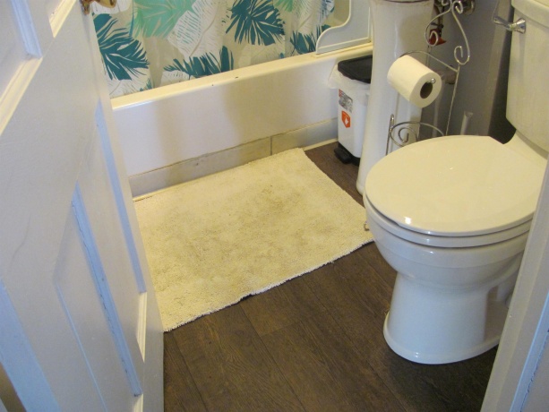 2308 Auburn, ROCKFORD, Illinois 61103, ,2 Units,For Sale,Auburn,202600657