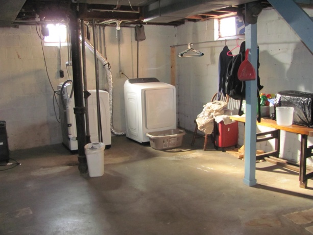 2308 Auburn, ROCKFORD, Illinois 61103, ,2 Units,For Sale,Auburn,202600657