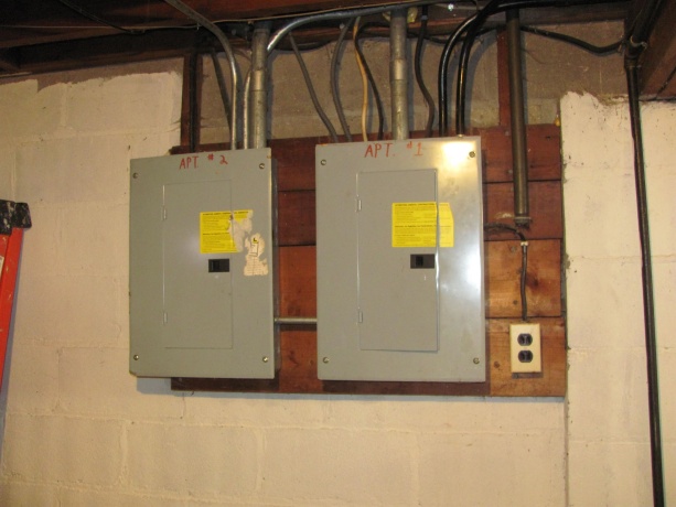 2308 Auburn, ROCKFORD, Illinois 61103, ,2 Units,For Sale,Auburn,202600657