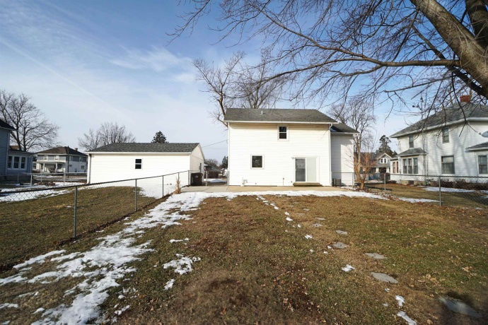 515 Hudson, STOCKTON, Illinois 61085, 3 Bedrooms Bedrooms, ,1 BathroomBathrooms,House,For Sale,Hudson,202600658