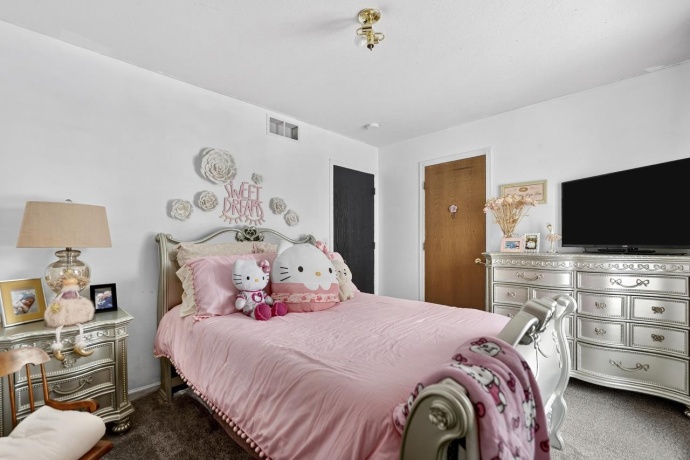 803 Nancys, BELVIDERE, Illinois 61008, 3 Bedrooms Bedrooms, ,2 BathroomsBathrooms,House,For Sale,Nancys,202600659