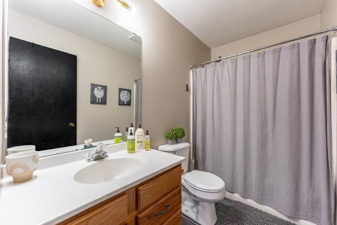 803 Nancys, BELVIDERE, Illinois 61008, 3 Bedrooms Bedrooms, ,2 BathroomsBathrooms,House,For Sale,Nancys,202600659