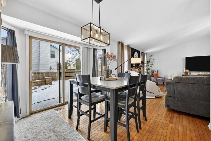 803 Nancys, BELVIDERE, Illinois 61008, 3 Bedrooms Bedrooms, ,2 BathroomsBathrooms,House,For Sale,Nancys,202600659