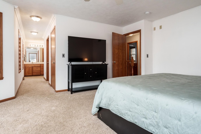 2501 Meadow View, ROCKFORD, Illinois 61102, 3 Bedrooms Bedrooms, ,2 BathroomsBathrooms,House,For Sale,Meadow View,202600660