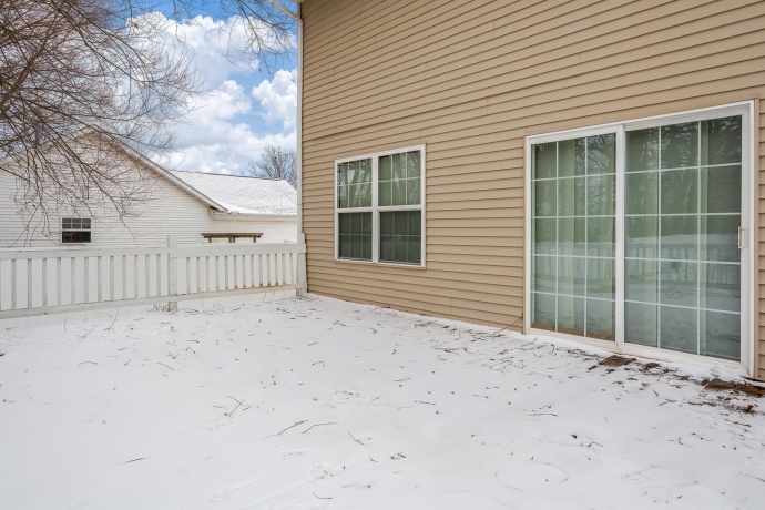 2501 Meadow View, ROCKFORD, Illinois 61102, 3 Bedrooms Bedrooms, ,2 BathroomsBathrooms,House,For Sale,Meadow View,202600660