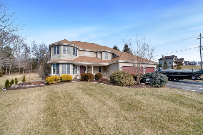 9345 Oakleaf, BYRON, Illinois 61010, 5 Bedrooms Bedrooms, ,3 BathroomsBathrooms,House,For Sale,Oakleaf,202600661