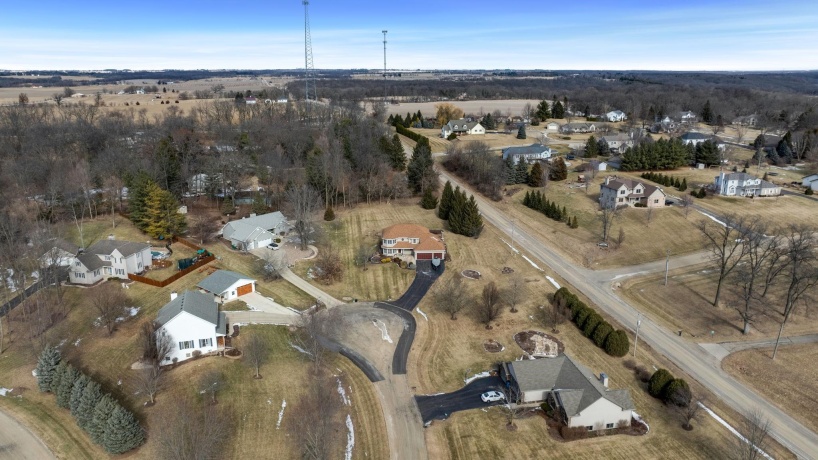 9345 Oakleaf, BYRON, Illinois 61010, 5 Bedrooms Bedrooms, ,3 BathroomsBathrooms,House,For Sale,Oakleaf,202600661