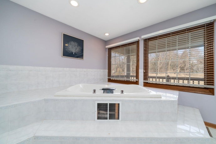 9345 Oakleaf, BYRON, Illinois 61010, 5 Bedrooms Bedrooms, ,3 BathroomsBathrooms,House,For Sale,Oakleaf,202600661