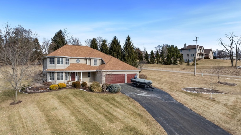 9345 Oakleaf, BYRON, Illinois 61010, 5 Bedrooms Bedrooms, ,3 BathroomsBathrooms,House,For Sale,Oakleaf,202600661