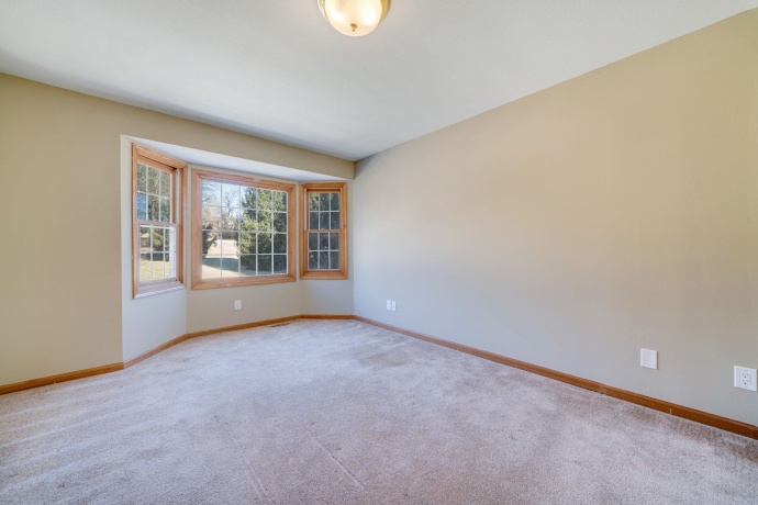 9345 Oakleaf, BYRON, Illinois 61010, 5 Bedrooms Bedrooms, ,3 BathroomsBathrooms,House,For Sale,Oakleaf,202600661