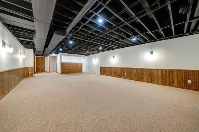 9345 Oakleaf, BYRON, Illinois 61010, 5 Bedrooms Bedrooms, ,3 BathroomsBathrooms,House,For Sale,Oakleaf,202600661