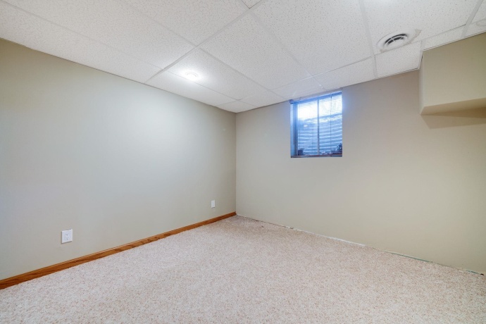 9345 Oakleaf, BYRON, Illinois 61010, 5 Bedrooms Bedrooms, ,3 BathroomsBathrooms,House,For Sale,Oakleaf,202600661