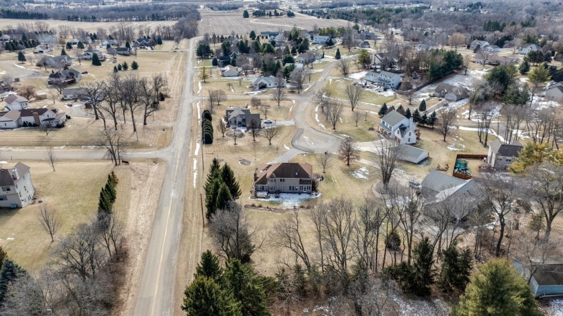 9345 Oakleaf, BYRON, Illinois 61010, 5 Bedrooms Bedrooms, ,3 BathroomsBathrooms,House,For Sale,Oakleaf,202600661