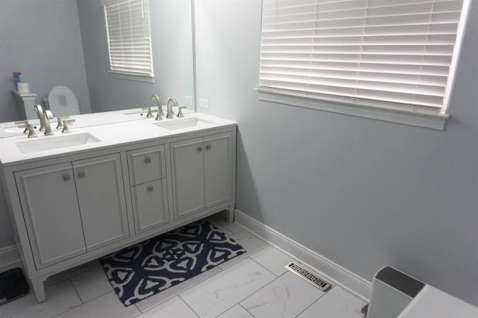 1101 Lindsay, JOLIET, Illinois 60431, 4 Bedrooms Bedrooms, ,3 BathroomsBathrooms,House,For Sale,Lindsay,202600664