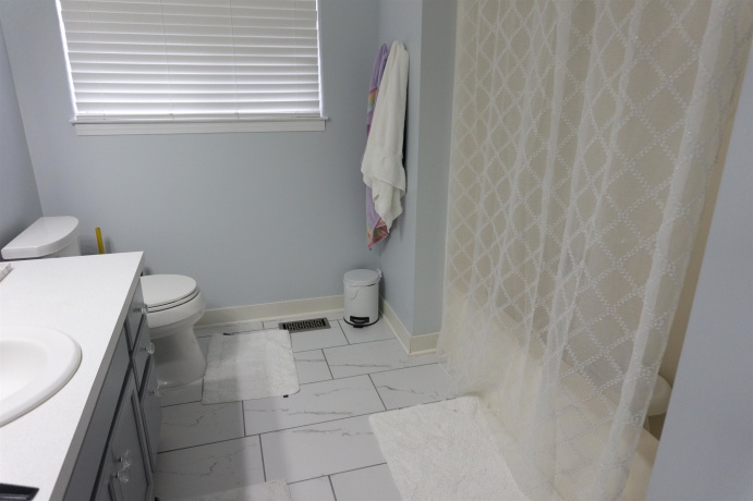 1101 Lindsay, JOLIET, Illinois 60431, 4 Bedrooms Bedrooms, ,3 BathroomsBathrooms,House,For Sale,Lindsay,202600664