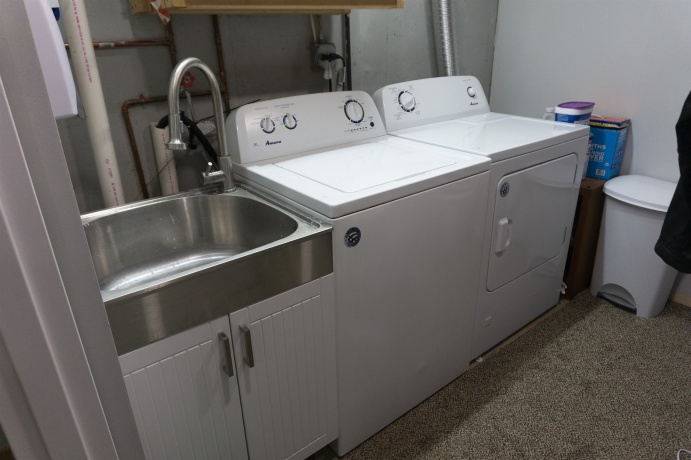 1101 Lindsay, JOLIET, Illinois 60431, 4 Bedrooms Bedrooms, ,3 BathroomsBathrooms,House,For Sale,Lindsay,202600664