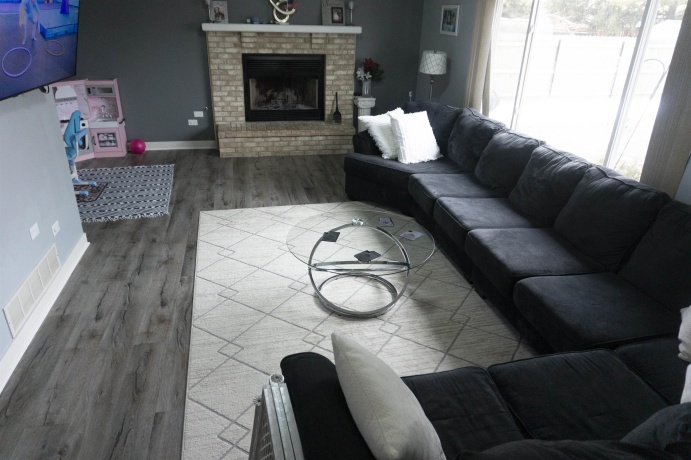 1101 Lindsay, JOLIET, Illinois 60431, 4 Bedrooms Bedrooms, ,3 BathroomsBathrooms,House,For Sale,Lindsay,202600664