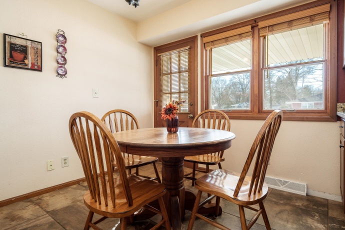 4224 STAGE COACH, ROCKFORD, Illinois 61101, 4 Bedrooms Bedrooms, ,2 BathroomsBathrooms,House,For Sale,STAGE COACH,202600665