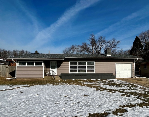 4010 HIGHCREST, ROCKFORD, Illinois 61107, 3 Bedrooms Bedrooms, ,1 BathroomBathrooms,House,For Sale,HIGHCREST,202600668