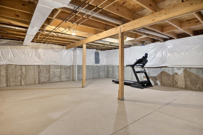 6915 Winterberry, LOVES PARK, Illinois 61111, 3 Bedrooms Bedrooms, ,2 BathroomsBathrooms,House,For Sale,Winterberry,202600674