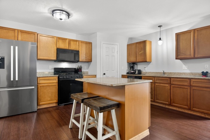 6915 Winterberry, LOVES PARK, Illinois 61111, 3 Bedrooms Bedrooms, ,2 BathroomsBathrooms,House,For Sale,Winterberry,202600674