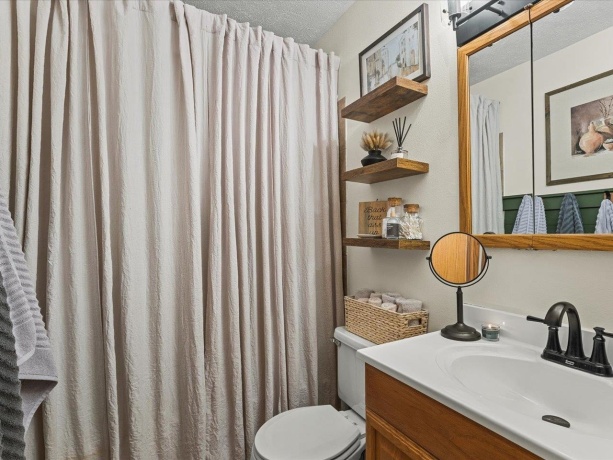 4533 Tenby, LOVES PARK, Illinois 61111, 2 Bedrooms Bedrooms, ,1 BathroomBathrooms,House,For Sale,Tenby,202600675