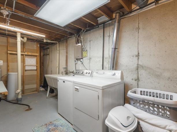 4533 Tenby, LOVES PARK, Illinois 61111, 2 Bedrooms Bedrooms, ,1 BathroomBathrooms,House,For Sale,Tenby,202600675