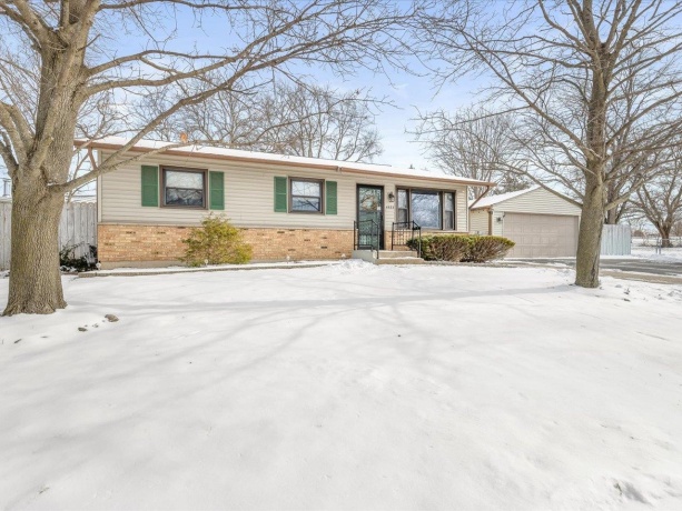 4533 Tenby, LOVES PARK, Illinois 61111, 2 Bedrooms Bedrooms, ,1 BathroomBathrooms,House,For Sale,Tenby,202600675