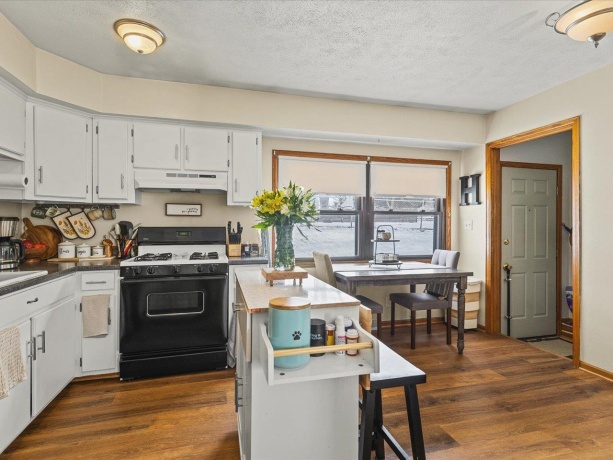 4533 Tenby, LOVES PARK, Illinois 61111, 2 Bedrooms Bedrooms, ,1 BathroomBathrooms,House,For Sale,Tenby,202600675