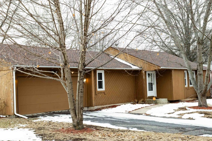 3071 Breezeway, ROCKFORD, Illinois 61107, 3 Bedrooms Bedrooms, ,2 BathroomsBathrooms,House,For Sale,Breezeway,202600680