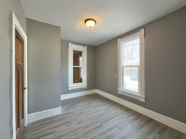 1627 7TH, ROCKFORD, Illinois 61104, ,2 Units,For Sale,7TH,202600679