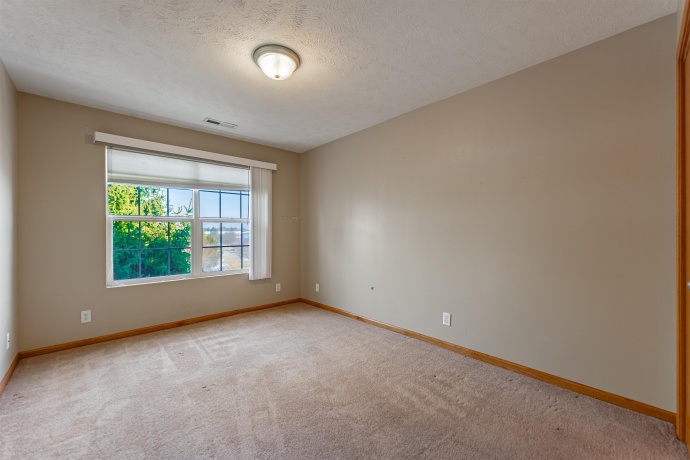 5154 Diane, ROCKFORD, Illinois 61108, 2 Bedrooms Bedrooms, ,2 BathroomsBathrooms,Condominium,For Sale,Diane,202600683