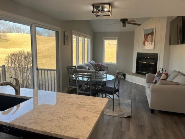 10 Farmstead, GALENA, Illinois 61036, 2 Bedrooms Bedrooms, ,2 BathroomsBathrooms,Condominium,For Sale,Farmstead,202600687