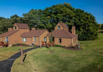 10 Farmstead, GALENA, Illinois 61036, 2 Bedrooms Bedrooms, ,2 BathroomsBathrooms,Condominium,For Sale,Farmstead,202600687