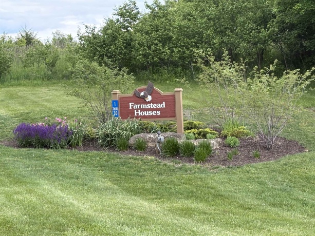 10 Farmstead, GALENA, Illinois 61036, 2 Bedrooms Bedrooms, ,2 BathroomsBathrooms,Condominium,For Sale,Farmstead,202600687