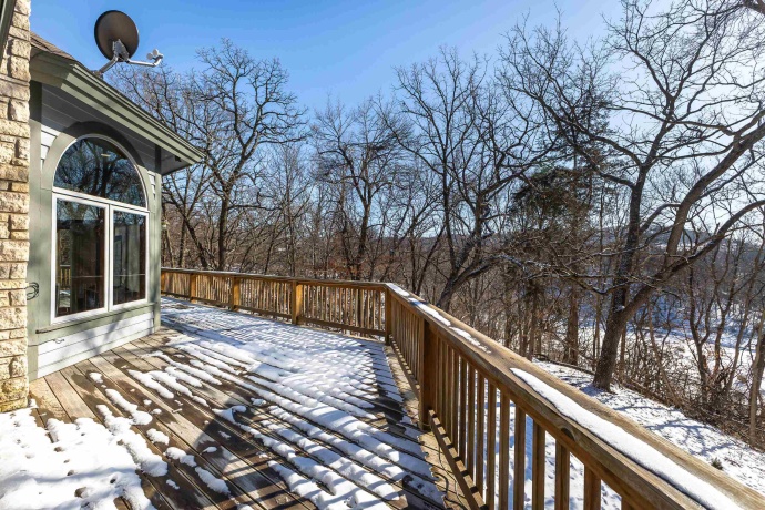 7 Colony, GALENA, Illinois 61036, 4 Bedrooms Bedrooms, ,3 BathroomsBathrooms,House,For Sale,Colony,202600691