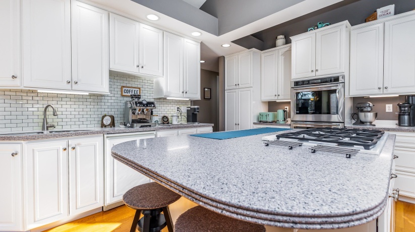 7 Colony, GALENA, Illinois 61036, 4 Bedrooms Bedrooms, ,3 BathroomsBathrooms,House,For Sale,Colony,202600691