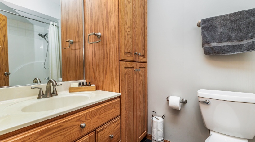 7 Colony, GALENA, Illinois 61036, 4 Bedrooms Bedrooms, ,3 BathroomsBathrooms,House,For Sale,Colony,202600691