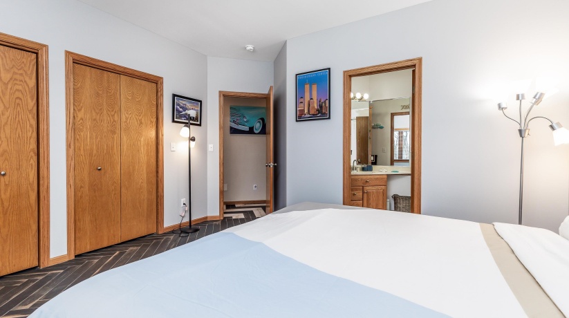 7 Colony, GALENA, Illinois 61036, 4 Bedrooms Bedrooms, ,3 BathroomsBathrooms,House,For Sale,Colony,202600691