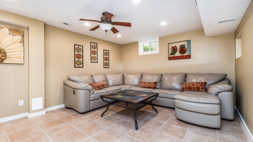 2 Sunbow, GALENA, Illinois 61036, 2 Bedrooms Bedrooms, ,2 BathroomsBathrooms,House,For Sale,Sunbow,202505666